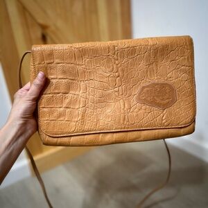 Vintage Carlos Falchi 80’s Tan Croc Embossed Leather Crossbody Bag